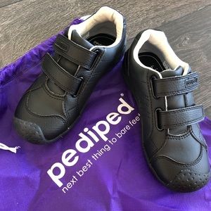 Brand new flex pediped black kids shoes sz 13.5